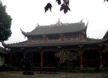 Ezer buddhista templomok: a terület a kolostor Szecsuán Pengshan