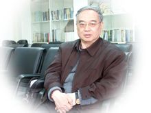 Leung Chi-ming: Peking egyetemi tanár